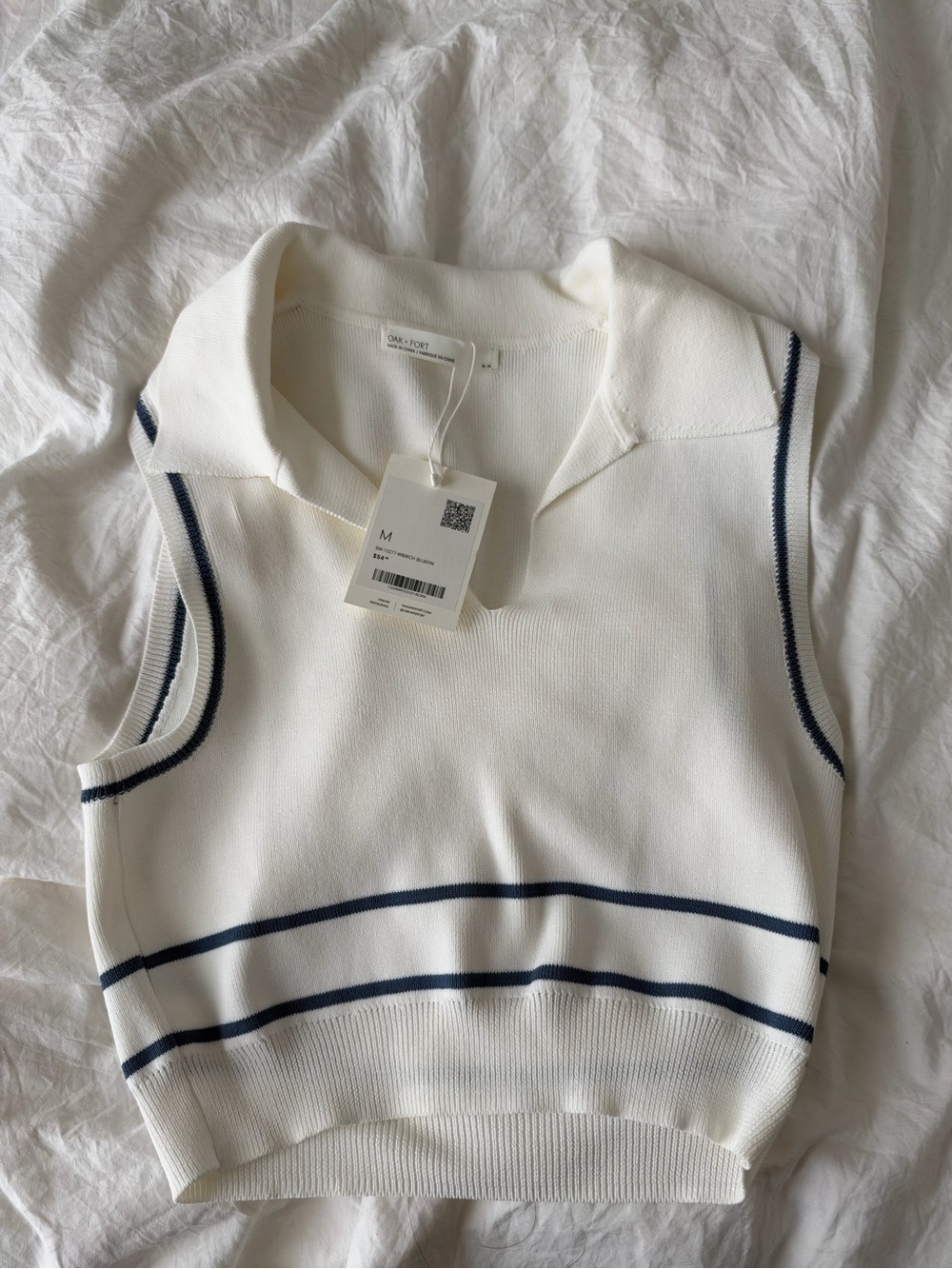 Oak + Fort SLEEVELESS COLLARED KNIT TANK in Birch Bluefin size M NWT - Picture 2 of 4